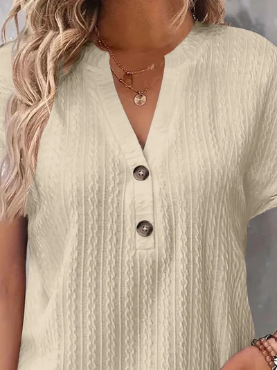 THE BREEZY NOTCH TEE